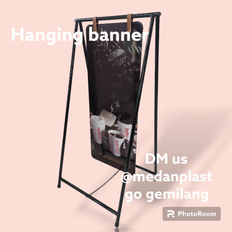 Hanging banner kaki segitiga besi stand banner
