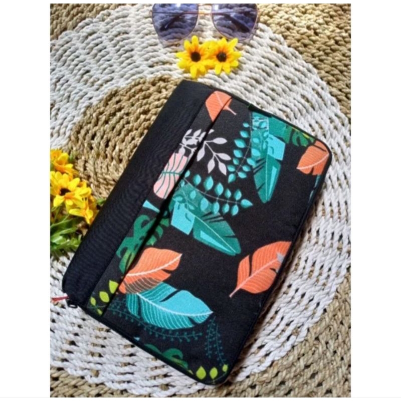 

COD Cover sampul Al-Qur'an Al-hadis Tilawatih motif costum (request)