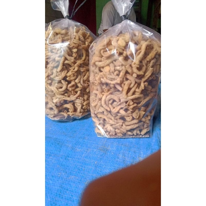 

kripik usus crispy 1kg/renyah gurih/kripik usus crispy