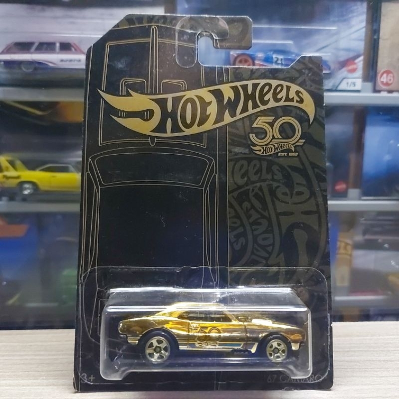 Hot Wheels 67 Camaro - Black & Gold Series