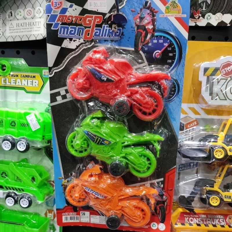 MAINAN MOTO GP MANDALIKA