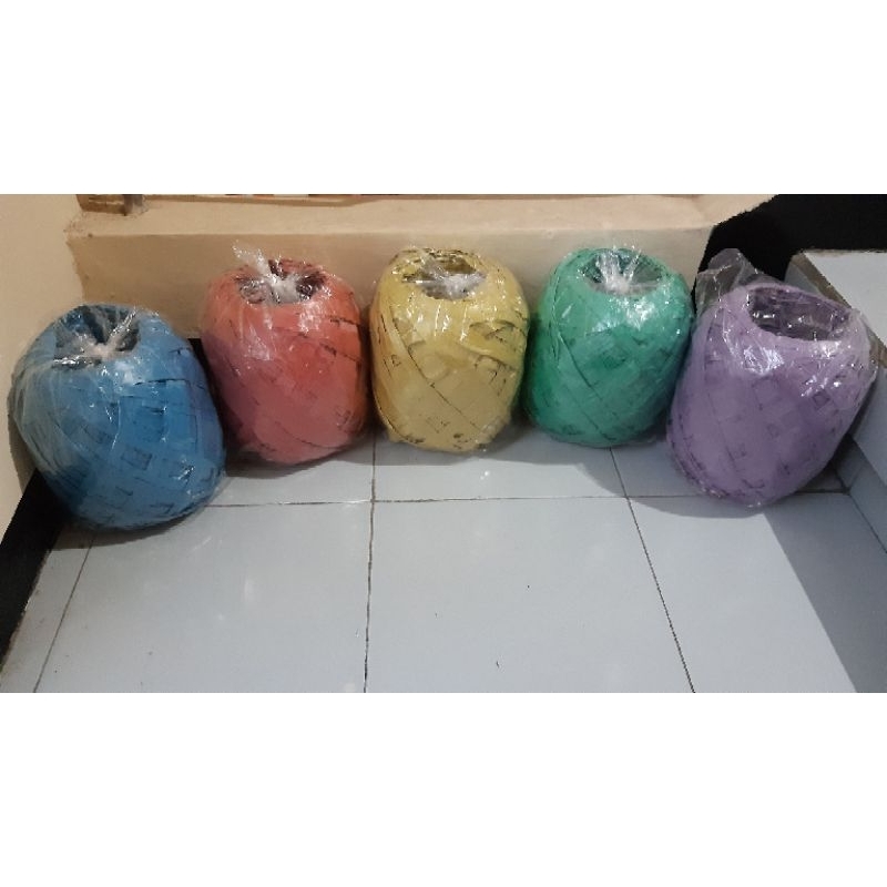 

tali rafia warna 100 gram