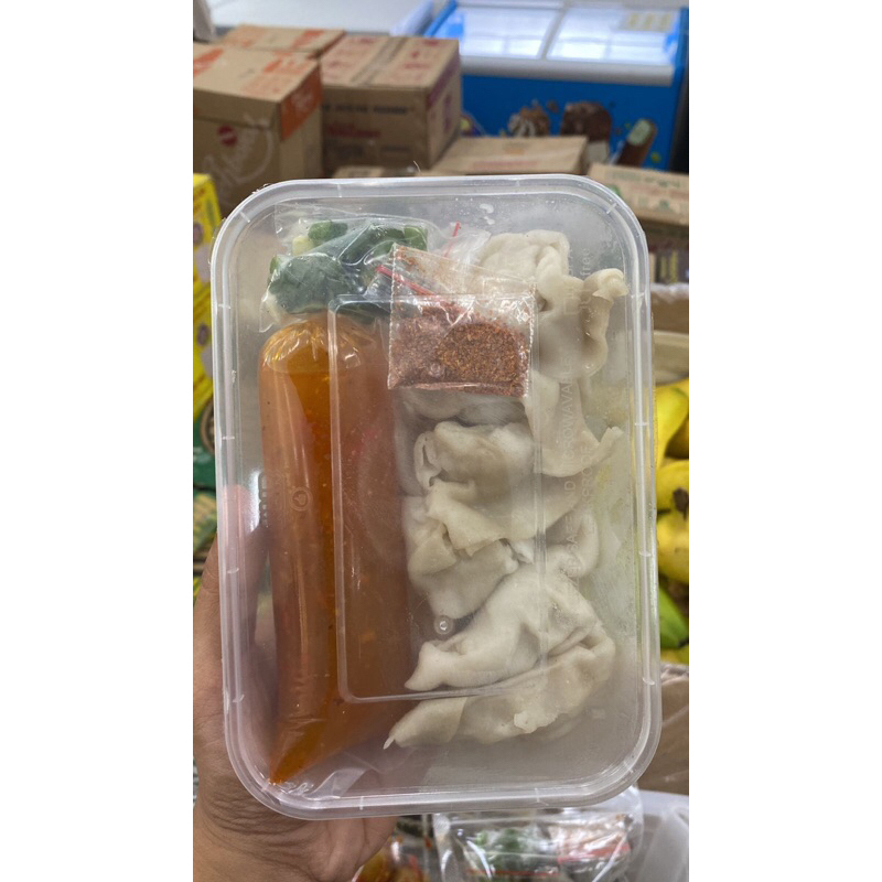 

PANGSIT KUAH FREE SAOS ISI 6 Pcs