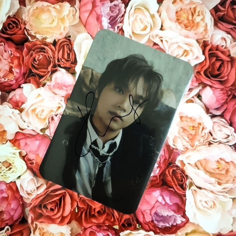 PC Haechan NCT Universe Pendant