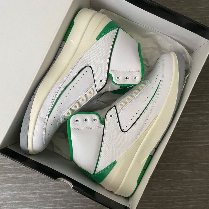 Air Jordan 2 Retro Lucky Green
