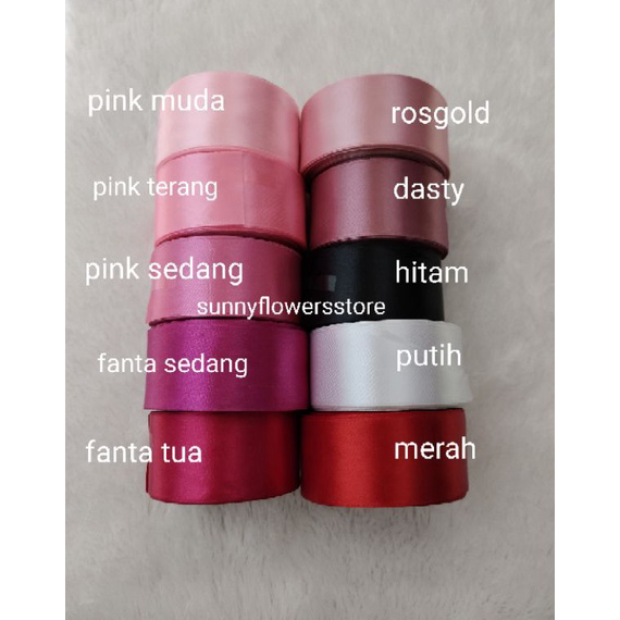 

Star 11.11 PITA SATIN 1,5 INCH LEBAR 4 CM