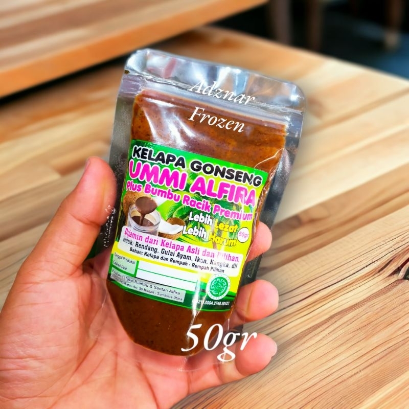 

Kelapa Gongseng ummi alfira halal 50gr / kelapa rendang / Ambu Ambu rendang