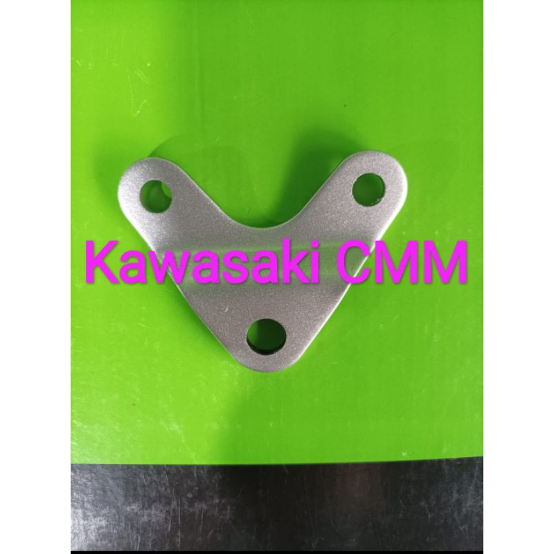 Dudukan mesin Ninja R, SS. Original kawasaki.