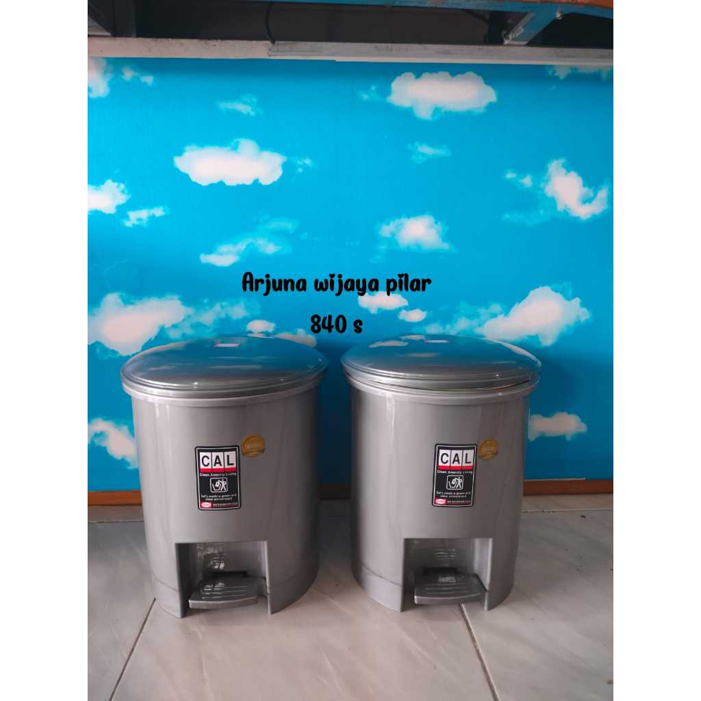 TEMPAT SAMPAH CHIC INJAK BULAT SHINPO 840 S 10 L