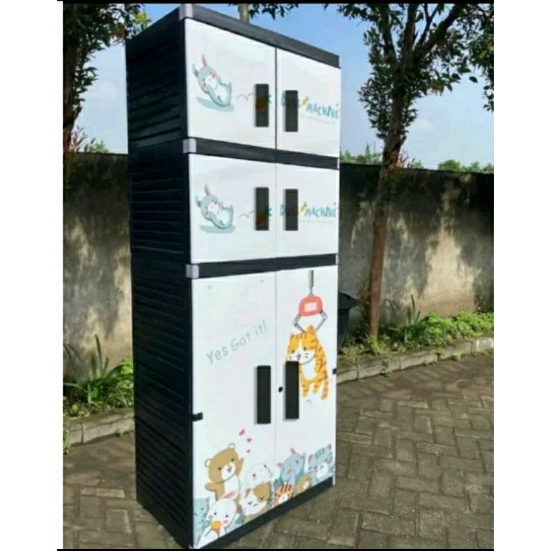 Lemari Pakaian Gantung Jumbo Mr Plast