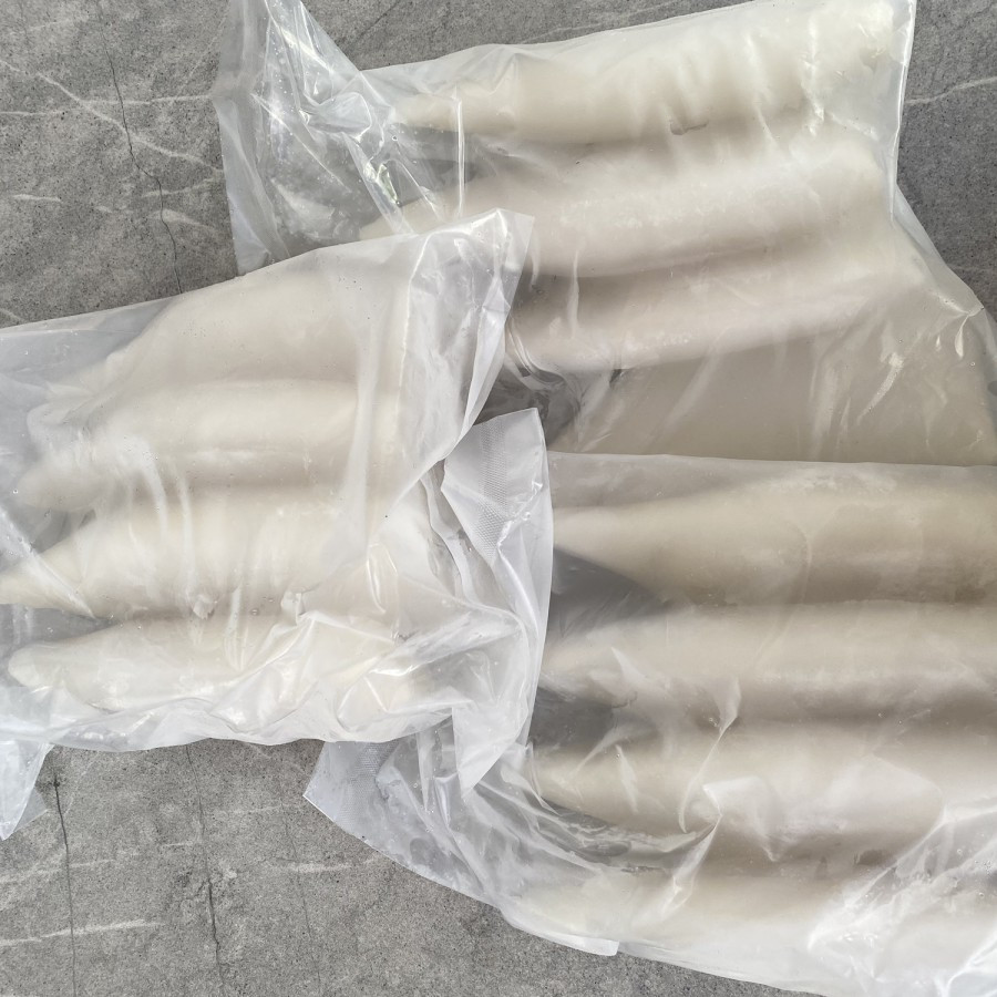 

RB Cumi Tube Kupas Bersih Segar / Putih Isi 4 Kemasan 1 Kg