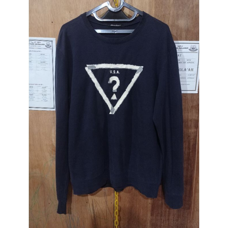 crewneck GUESS