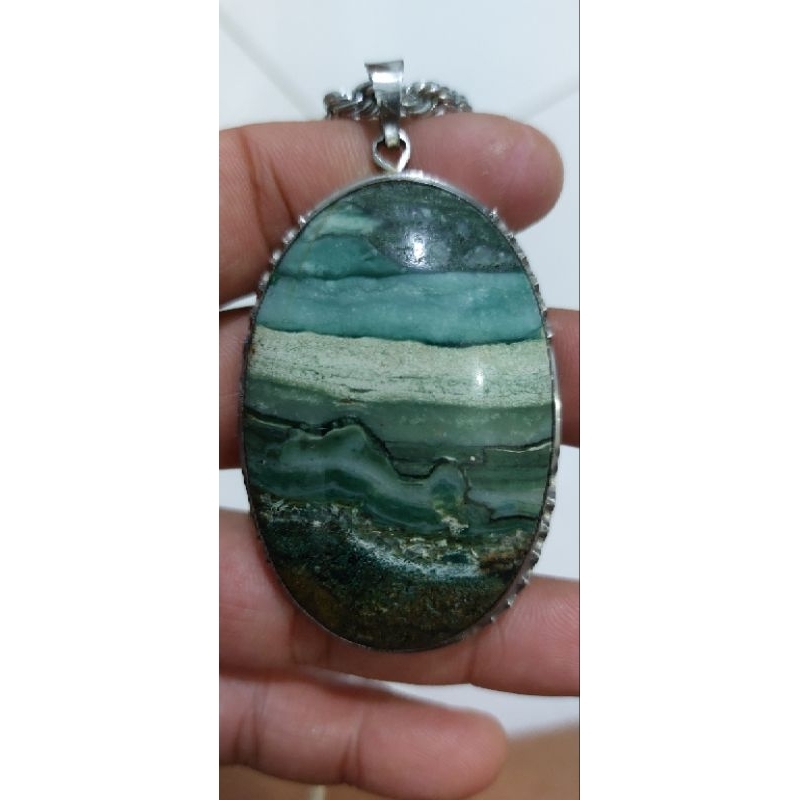 Liontin Pancawarna Garut