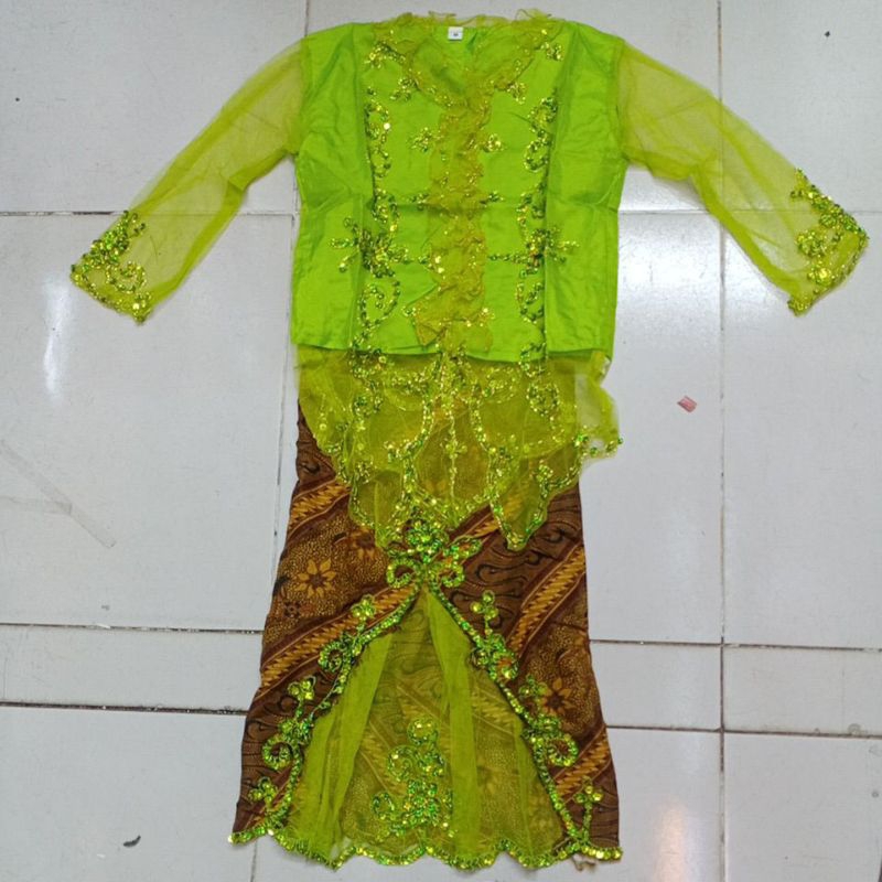 kebaya anak payet