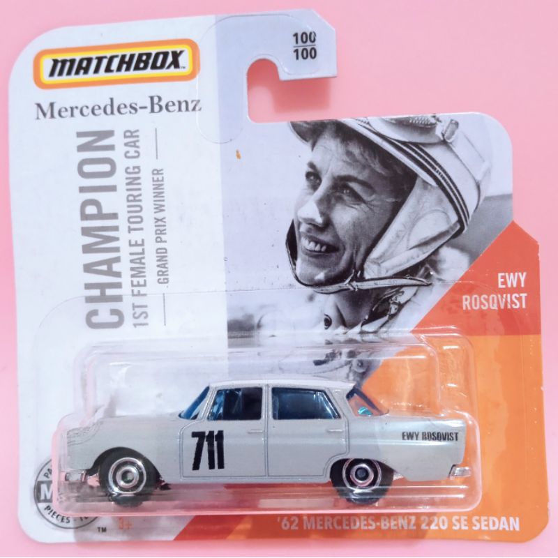 Matchbox 62 Mercedes-Benz 220 SE Sedan short card