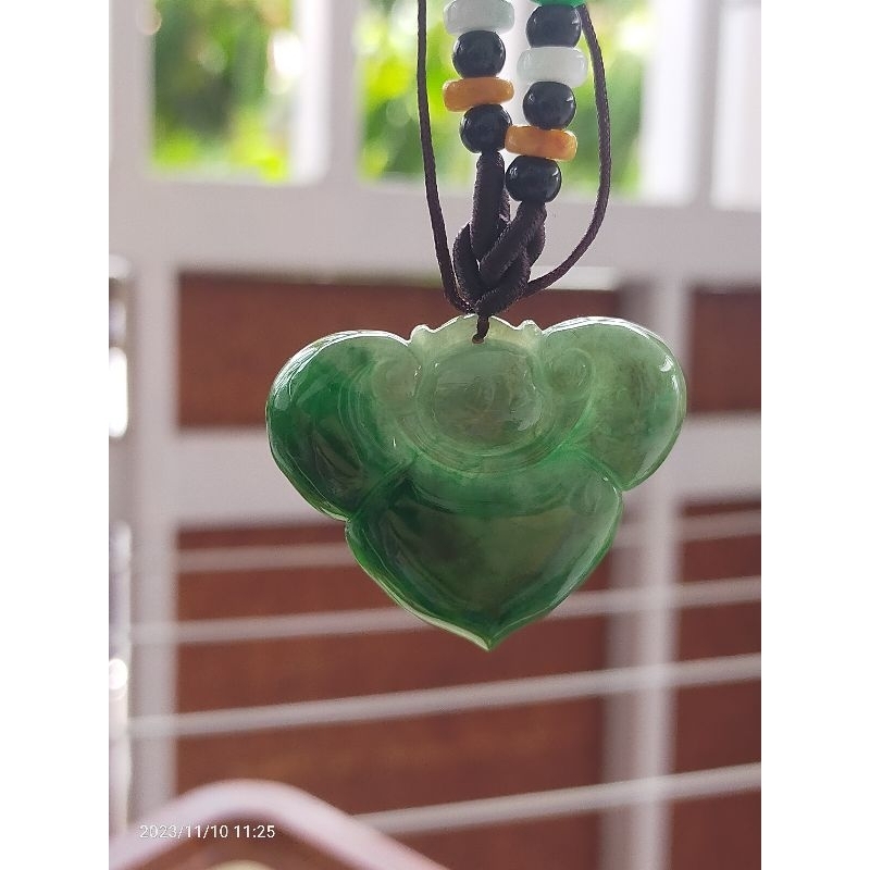 Kalung Liontin Giok Burma Green Ruyi Love bersertifikat