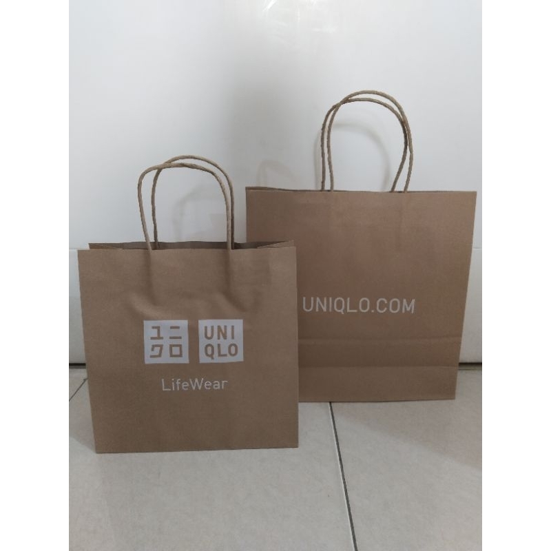 

Paper Bag Uniqlo Edisi Terbaru