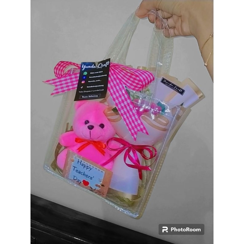 

BUKET HARI GURU / KADO HAMPERS / BUKET WISUDA