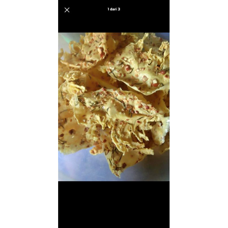 

peyek kacang tanah per pcs 15rb