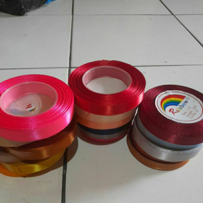 

Pita Satin 1/2 inch (1,25 cm)