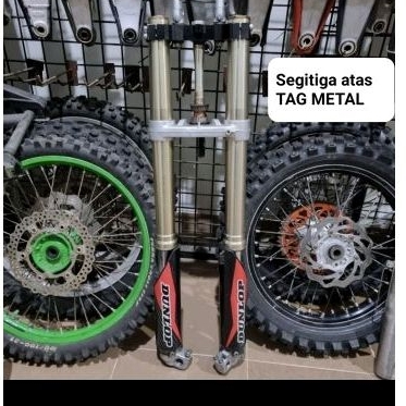 Usd Upside down  shock depan  Honda CRF 250 R merk SHOWA