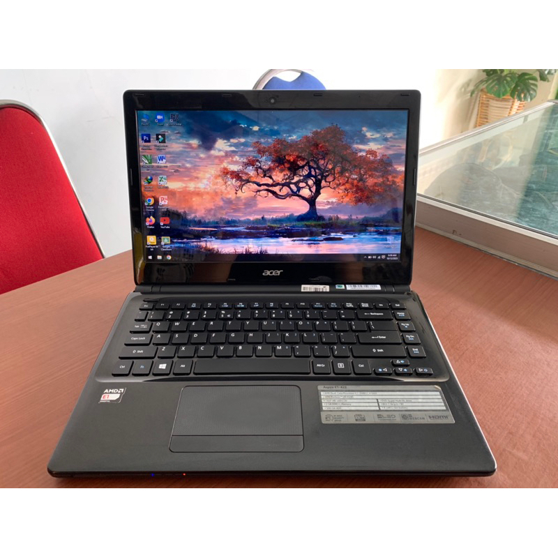 Laptop Acer Aspire E1-422 , Ram 4 GB + SSD 128 GB + HDD 500 GB