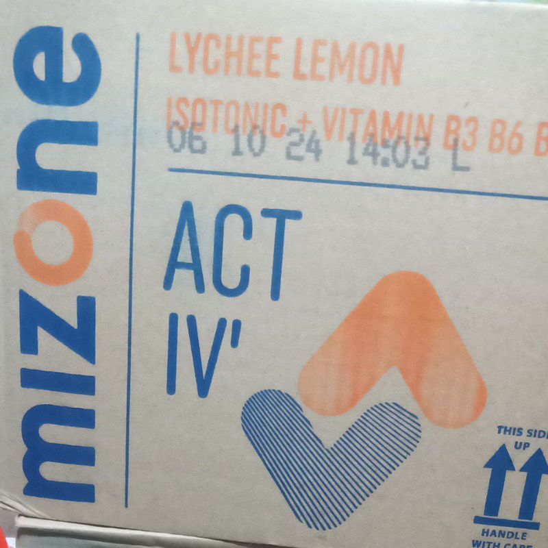 

Minuman Isotonic mizone Act IV Lechy lemon 500ML