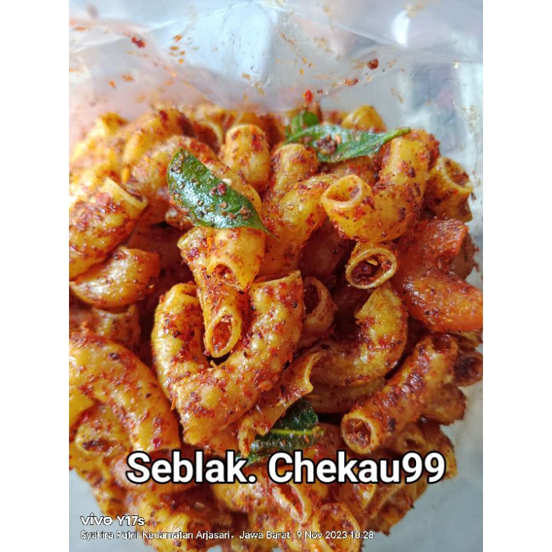 

1kg makroni kriuk extra pedas daun jeruk