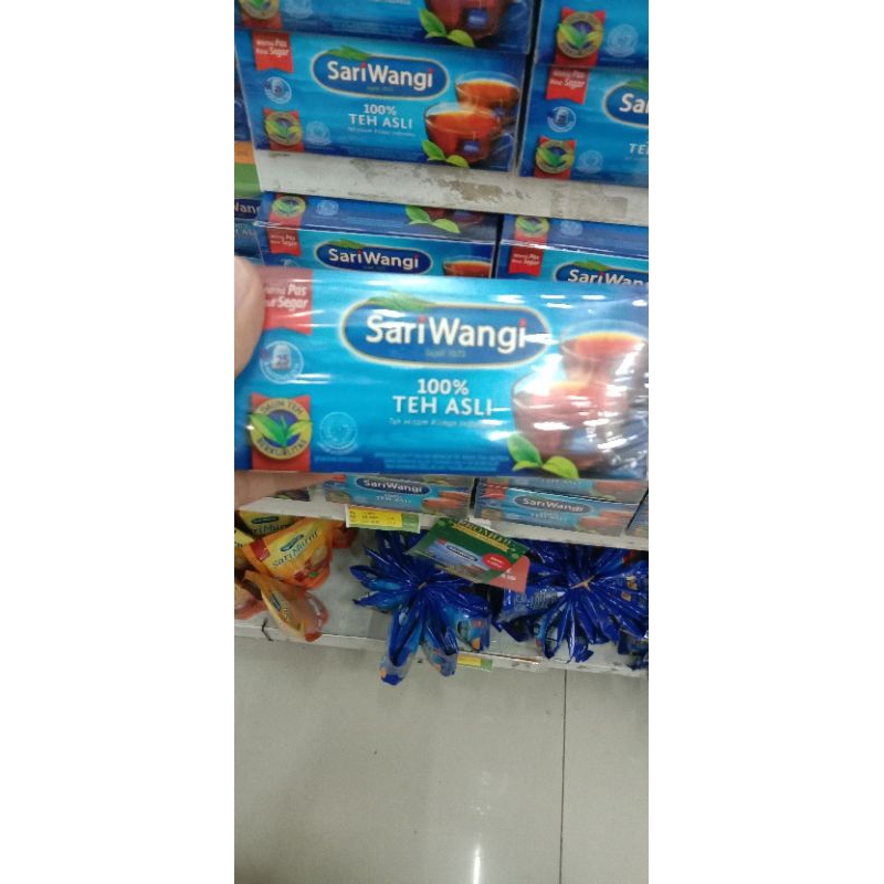 

SARIWANGI TEH CELUP 25 KANTONG ! TOKO FAMILY SEMBAKO!