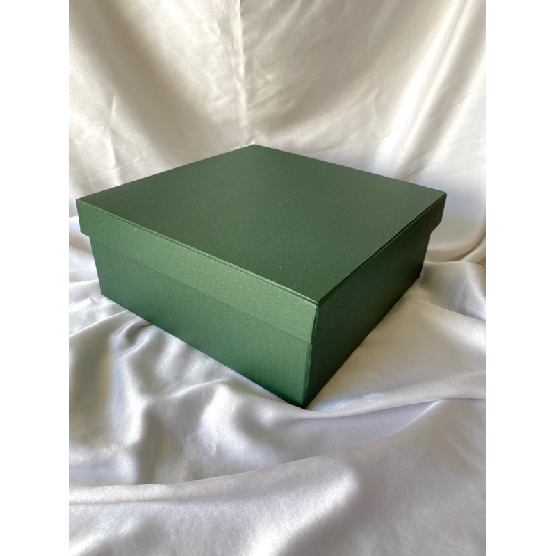 

Kotak Kado Gift Box Hard Box 25x25x10