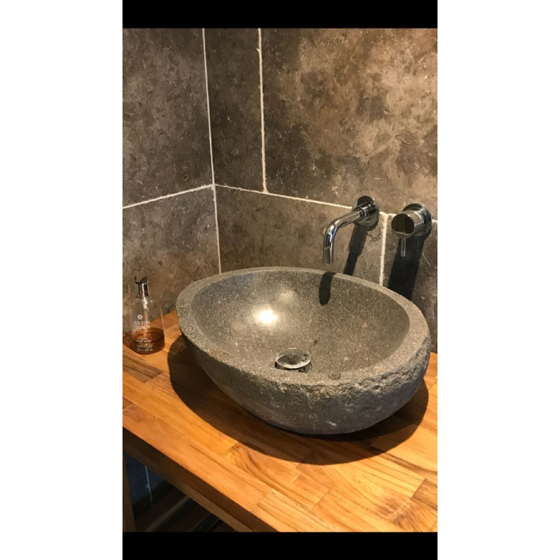 Wastafel Cuci Tangan Batu Alam Model Natural