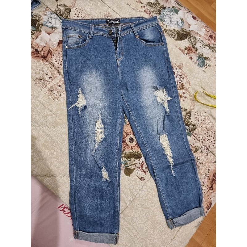 Ripped Jeans ( Preloved )