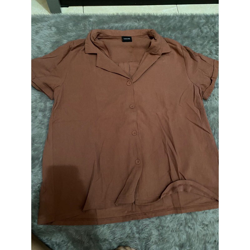 kemeja this is april