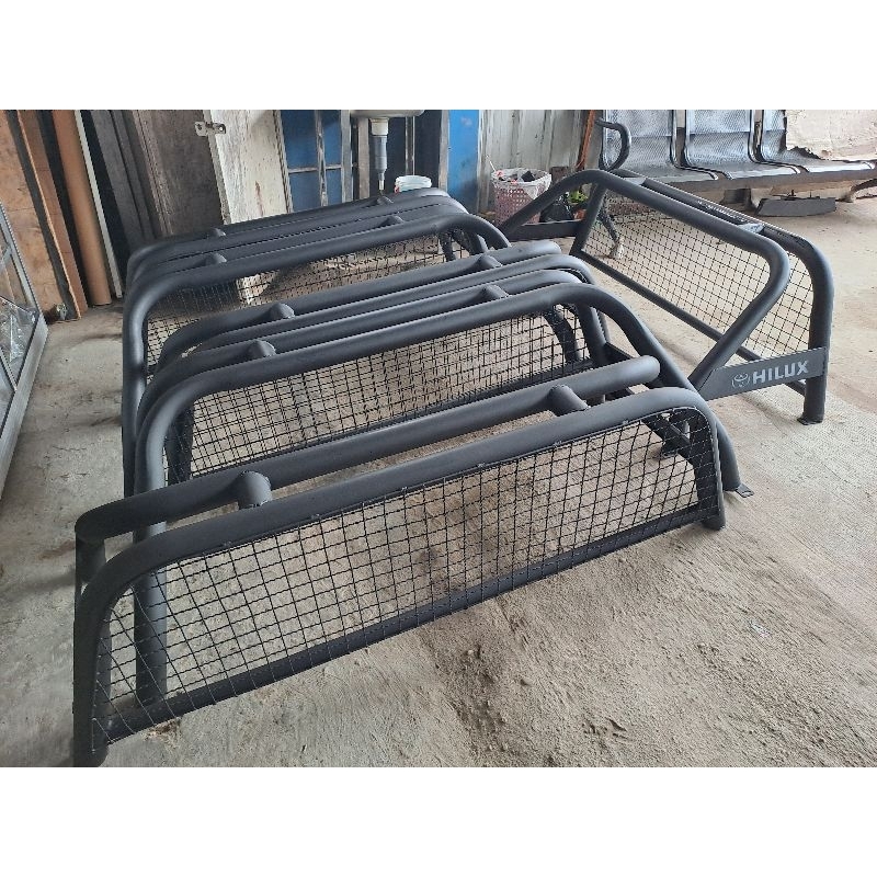 Roll bar Hilux double cabin tahun 2016 ke bawah