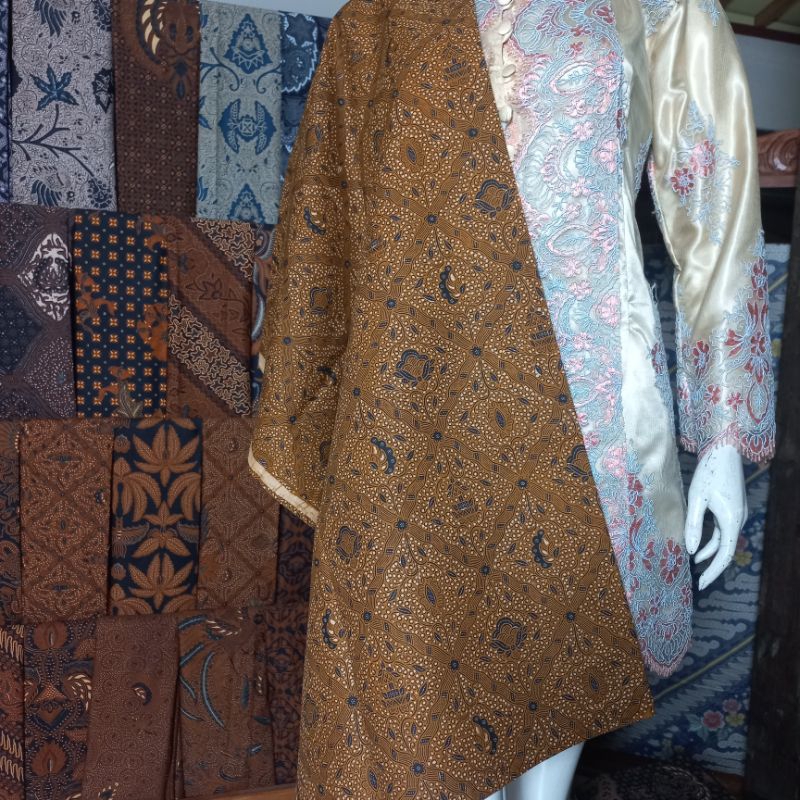 Jarik Batik Semi Tulis Soga Genes Pewarnaan Alami Sidomukti Pengantin Solo