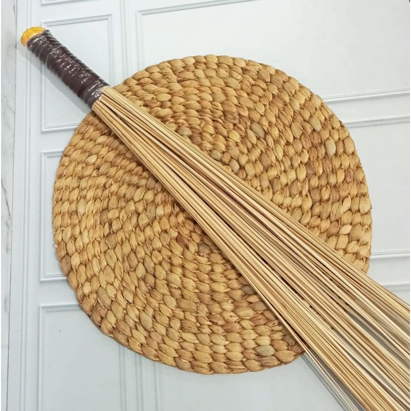 SAPU KASUR ROTAN / SAPU LIDI/ SAPU BERSIH KASUR