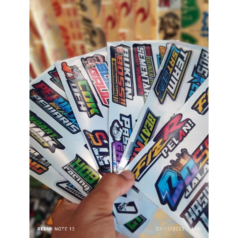 

Stiker Kata Kata Viral Hologram