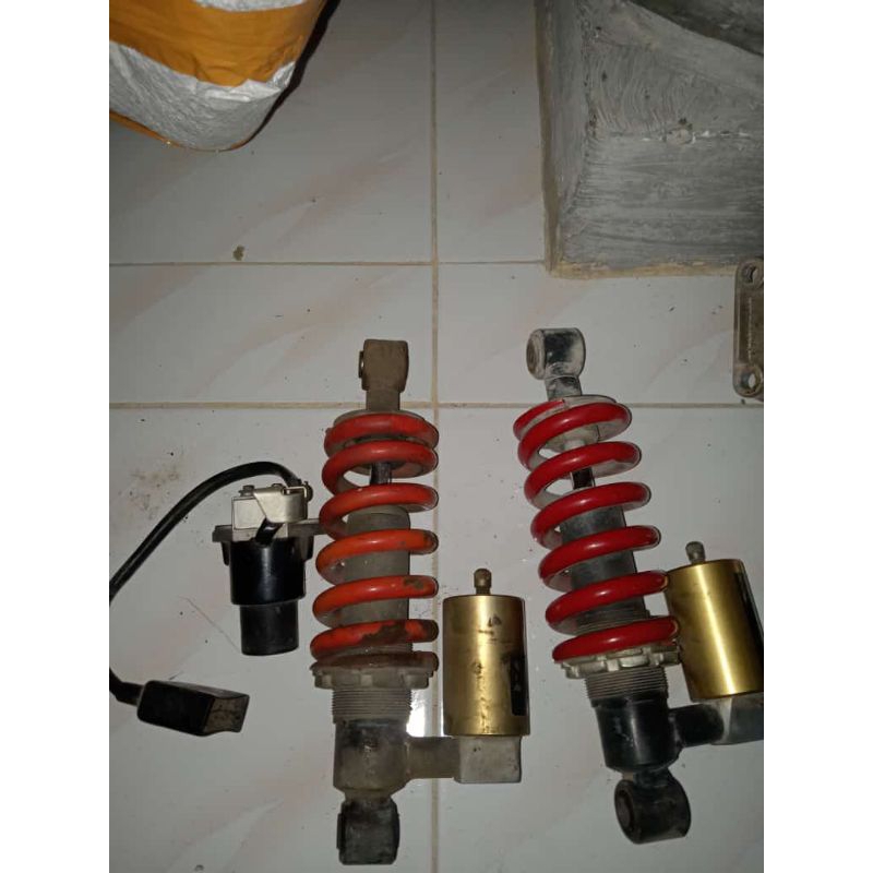 sok belakang ninja RR