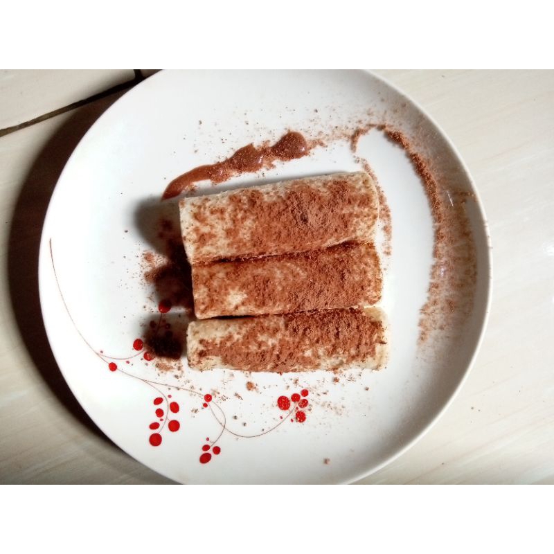 

milo cheese roll, price 12.500 untuk satu box berisi 3 pcs