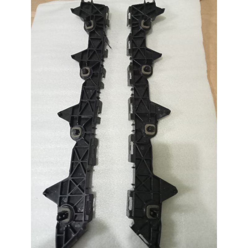 BREKET BEMPER BELAKANG AVANZA XENIA 2012-2020 ORIGINAL