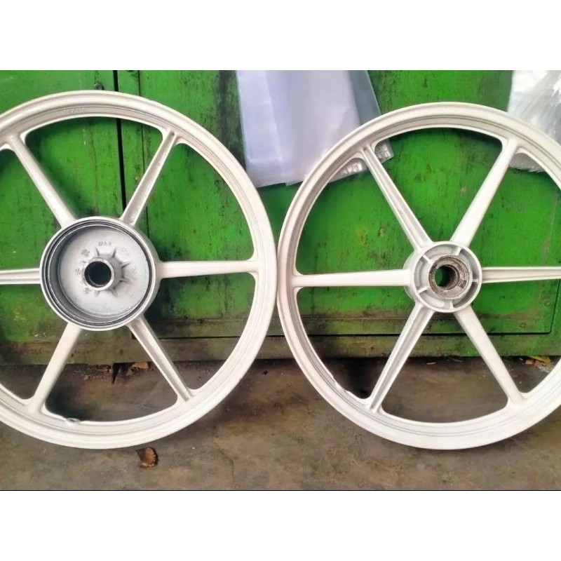 Velg Palang 6 For yamaha Jupiter Cw Vega lama PNP Vega new ZR Jupiter barang second cabutan