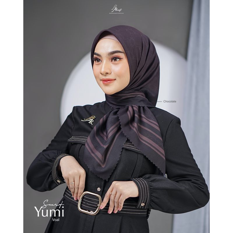 Yumi scarf arrafi//hijab segi empat motif//krudung segi empat terbaru//by original arrafi