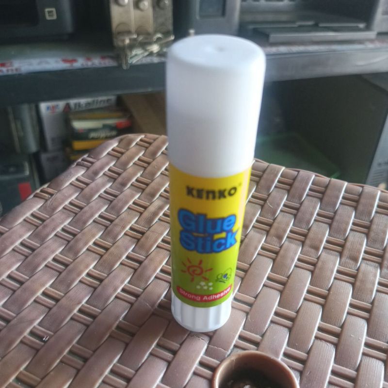 

lem glue stick kenko 15 gr 1 pcs