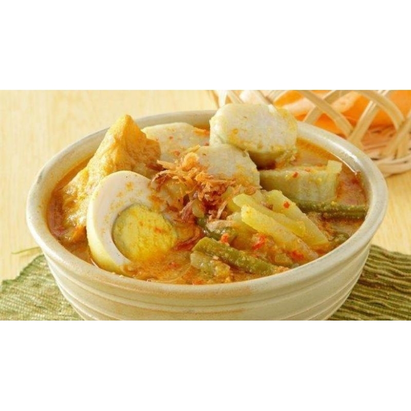 

Ketupat Sayur