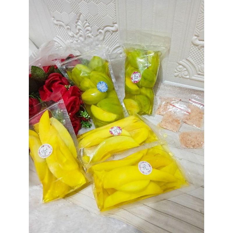 

Manisan mangga dan kedondong