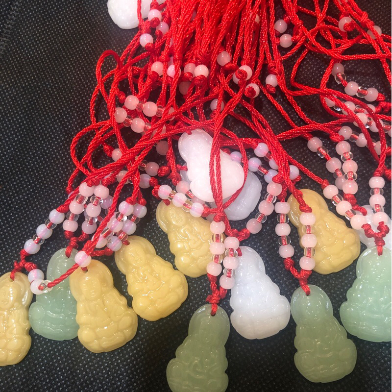 kalung Giok Dewi kwan im