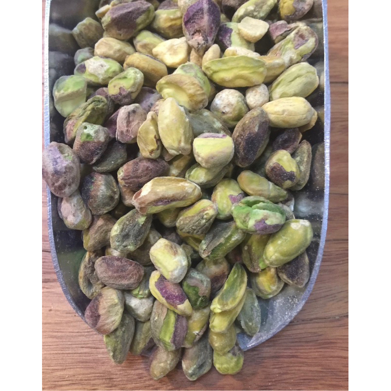 

Kacang Pistachio Kernel Mentah ( Kupas ) 1kg / Raw Pistachio Kernel 1kg