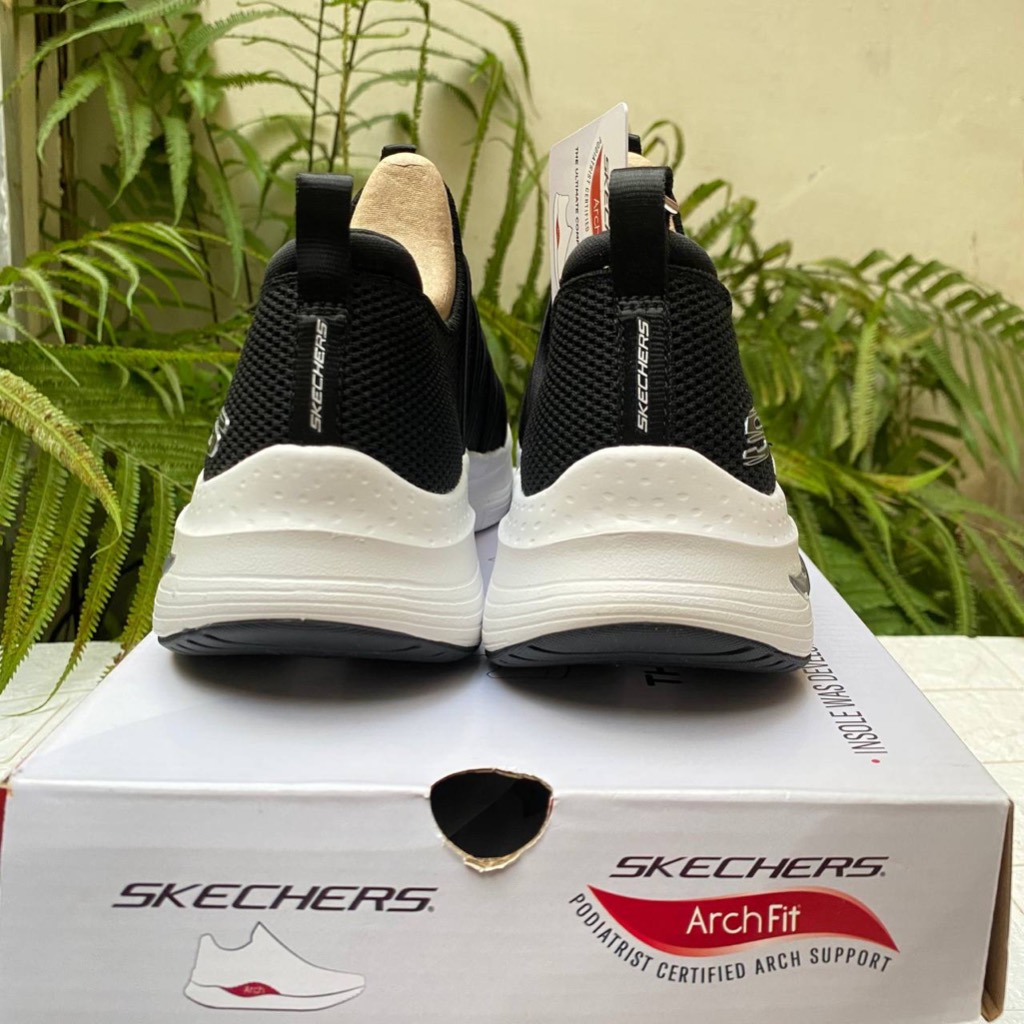 SEPATU SKECHERS WANITA SKECHERS ARCHFIT ALL TIED 149564 BLACK WHITE  SNEAKERS SLIPON KARET COD ORIGINAL WANITA