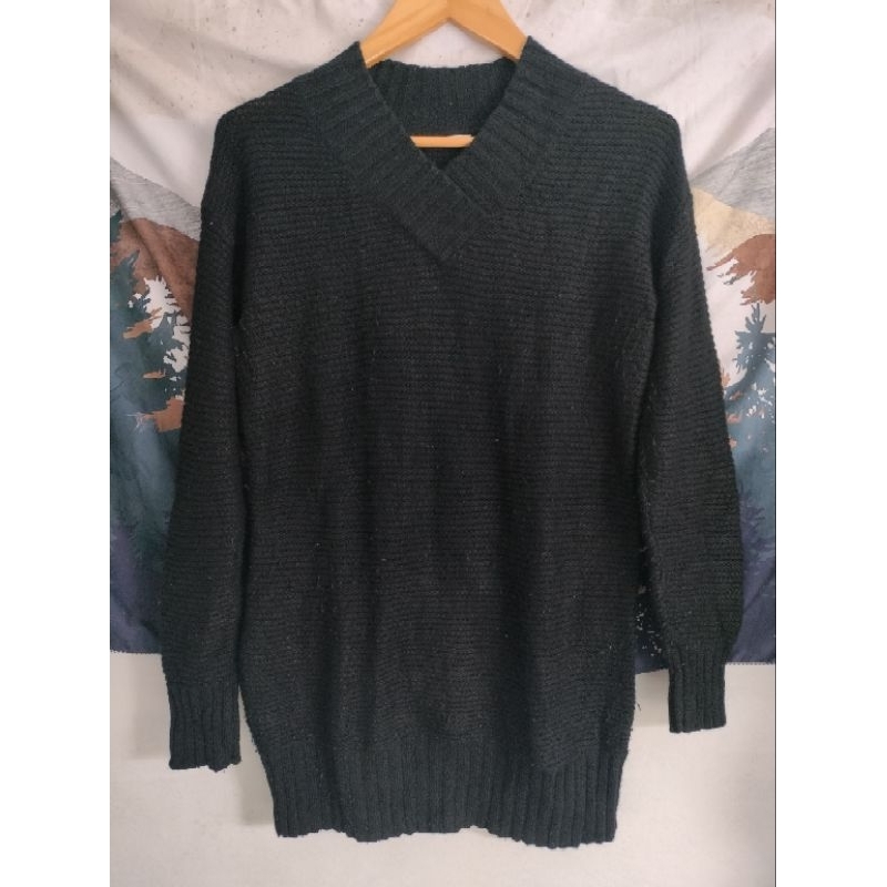 baju sweater hitam pria/wanita pl / prelove / preloved