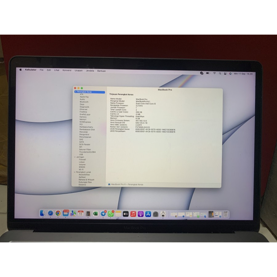 PRELOVED MACBOOK PRO NON TOUCHBAR 13" 2017 8/128 FULLSET - SECOND IBOX